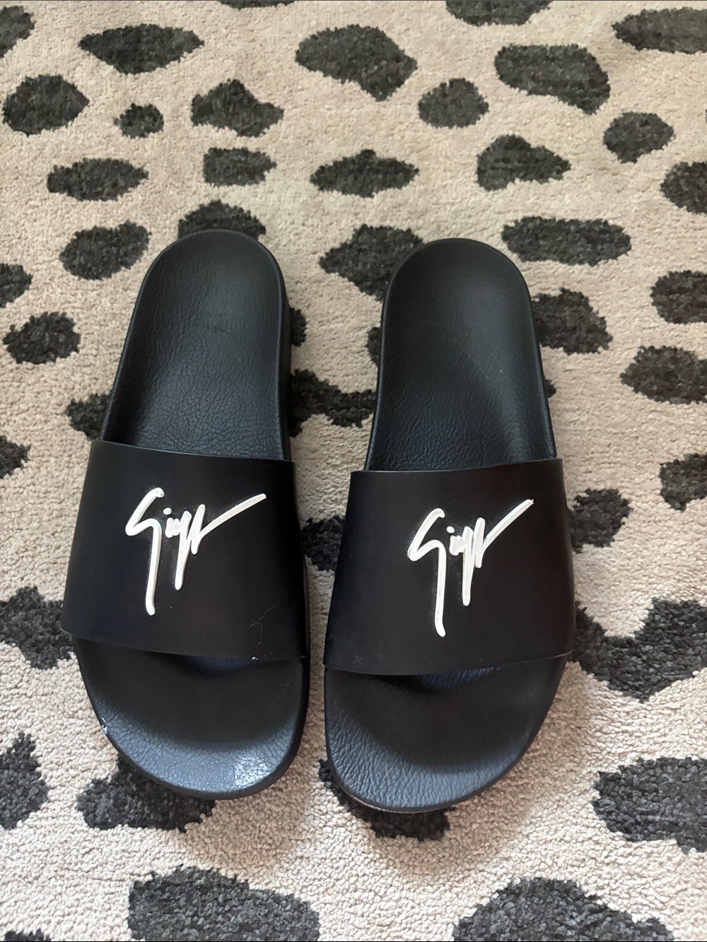 Black Logo Slide Sandals - Unbranded